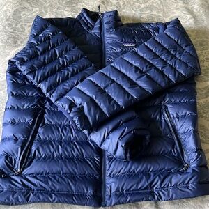 Patagonia Men's Down Sweater™, Navy, size large